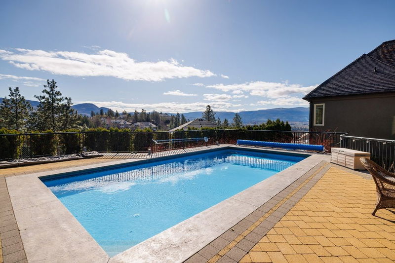 2376 Nahanni Court, Kelowna, British Columbia