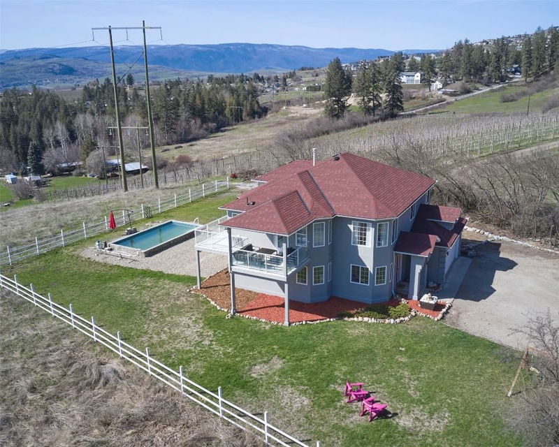 5596 Curlew Road, Vernon, British Columbia