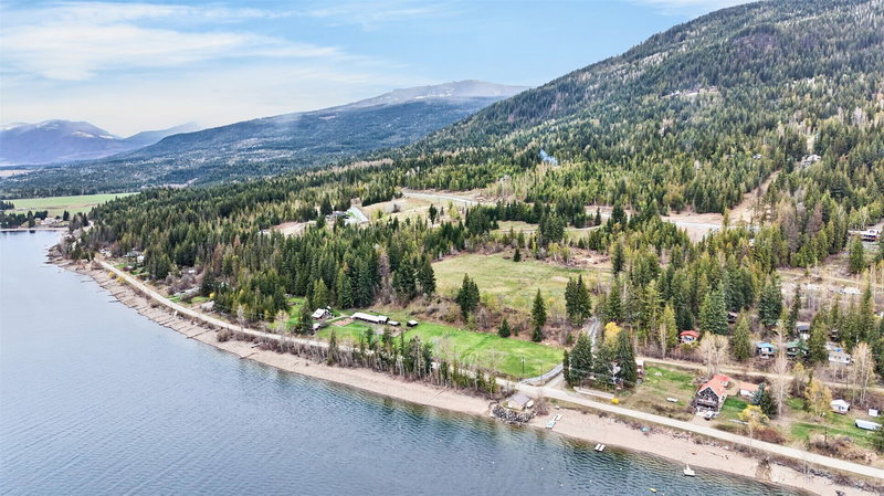 7465 Squilax-anglemont Road, Anglemont, British Columbia