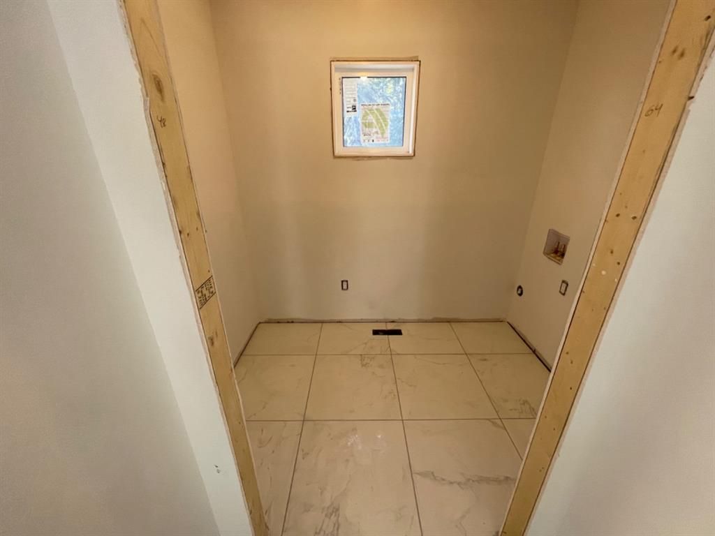 Listing Image 30