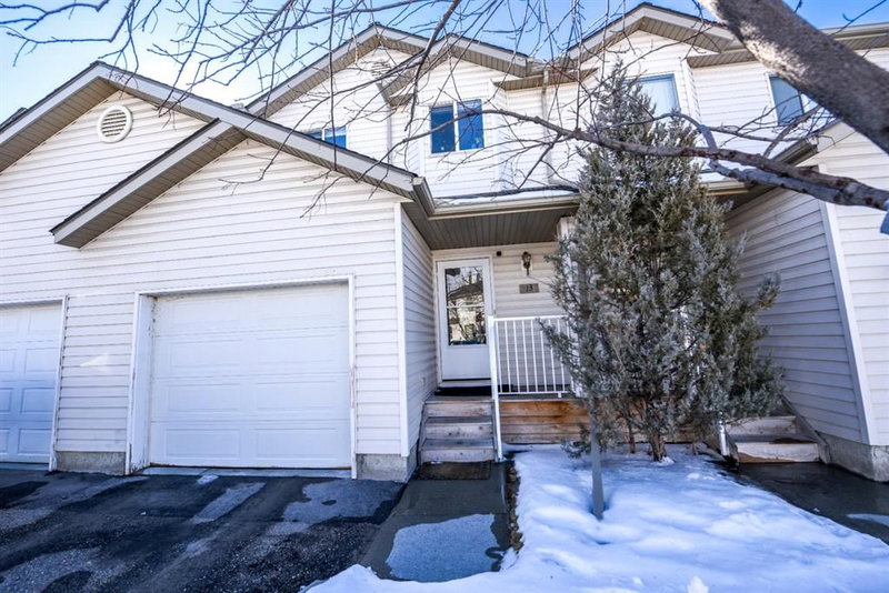 13 Mt Aberdeen Manor SE, Calgary, T2Z 3N8 | Image 3