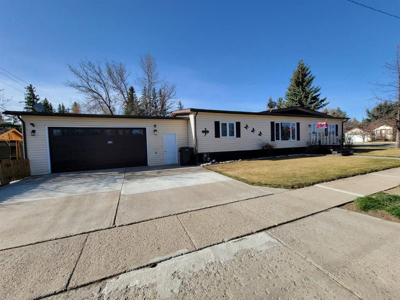 104 4 Avenue NE, Milk River, T0K 1M0 | Image 2