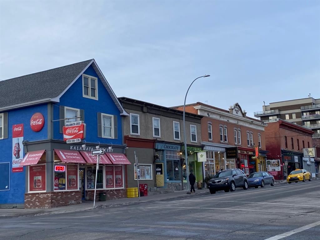 Listing Image 8