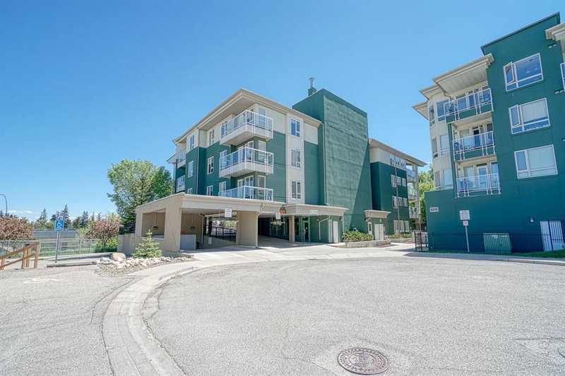 411 - 3101 34 Avenue NW, Calgary, T2L 2A3 | Image 2