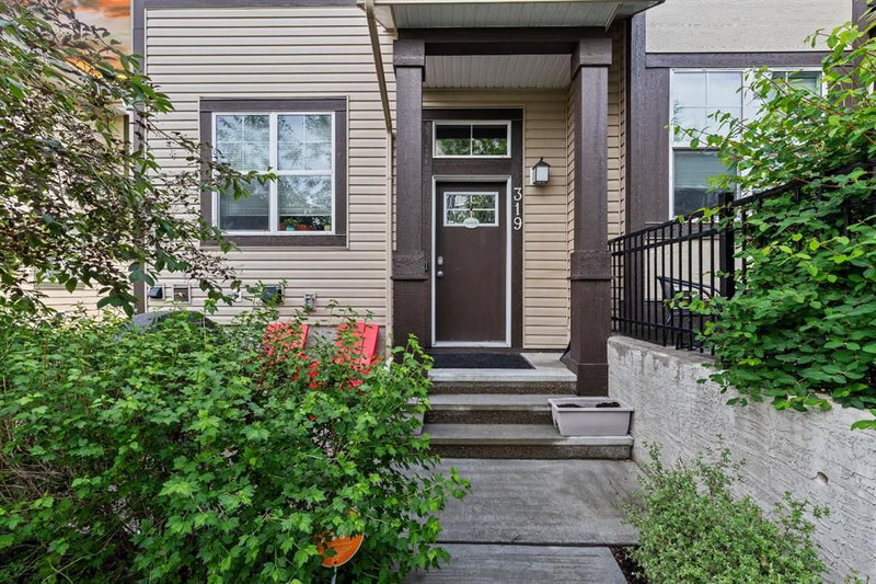 319 Mckenzie Towne Square SE, Calgary, T2Z 1E3 | Image 2