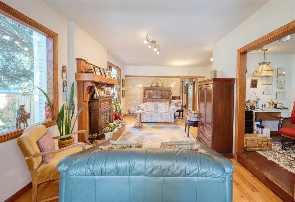 Listing Image 9