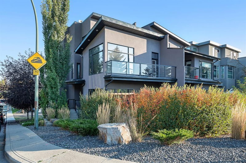 2718 19 Street SW, Calgary, T2T 5B3 | Image 2