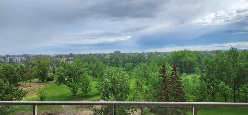 3608 - 24 Hemlock Crescent SW, Calgary, T3C 2Z1 | Image 3