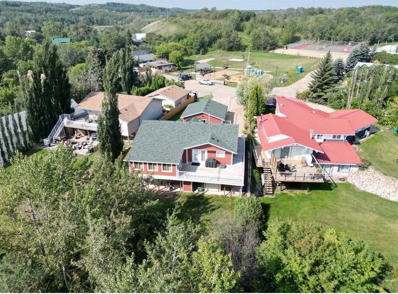 43A Sands Street, Rochon Sands, T0C 3B0 | Image 2