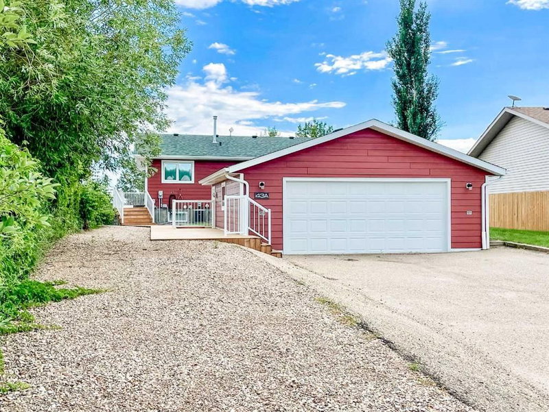 43A Sands Street, Rochon Sands, T0C 3B0 | Image 3