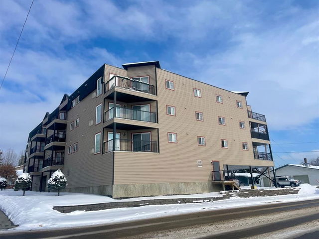 401 - 5037 7 Avenue