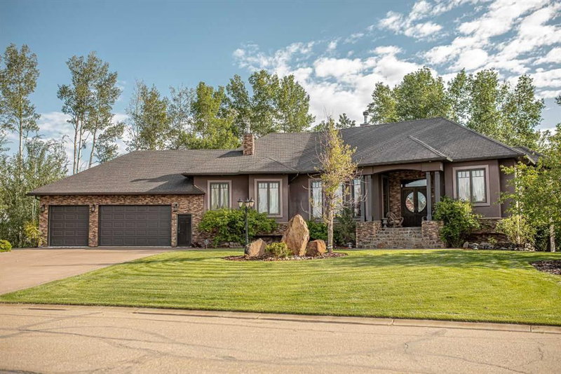 13 Chinook Crescent, High Level, T0H1Z0 | Image 2