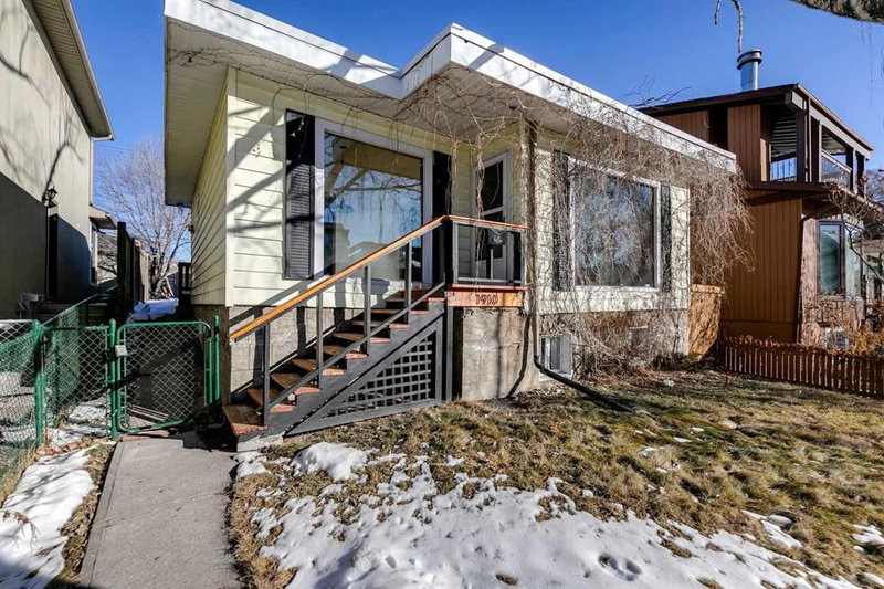1910 Broadview Road NW, Calgary, T2N 3H7 | Image 2