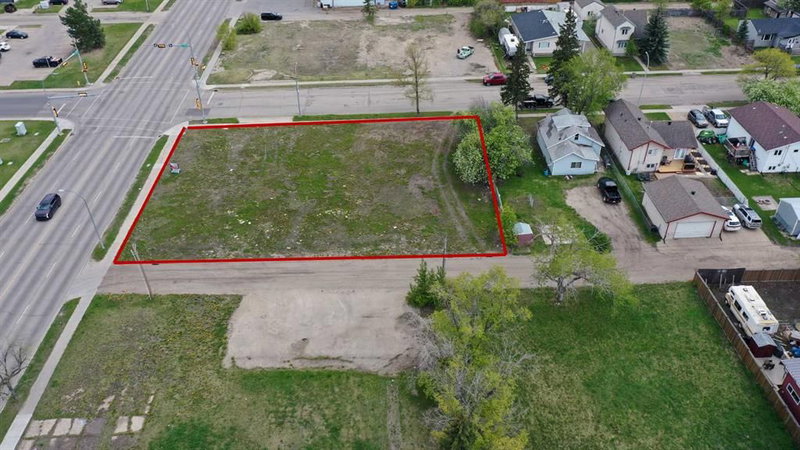 10002 94 Avenue, Grande Prairie, T8V 0K5 | Image 2