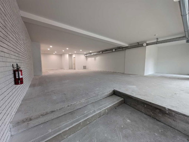 533 4 Street SE, Medicine Hat, T1A 0K7 | Image 2