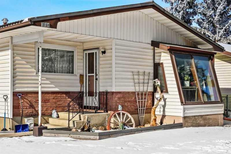 114 Wheatland Trail, Strathmore, T1P 1A6 | Image 2