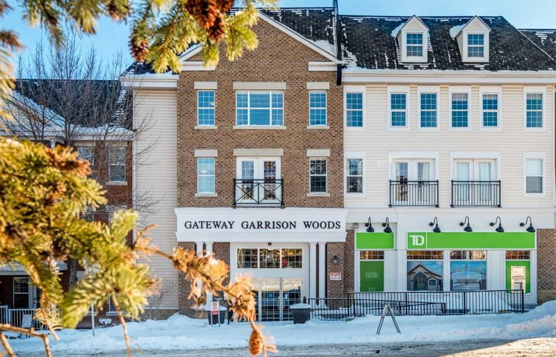 114 - 2233 34 Avenue SW, Calgary, T2T6N2 | Image 2