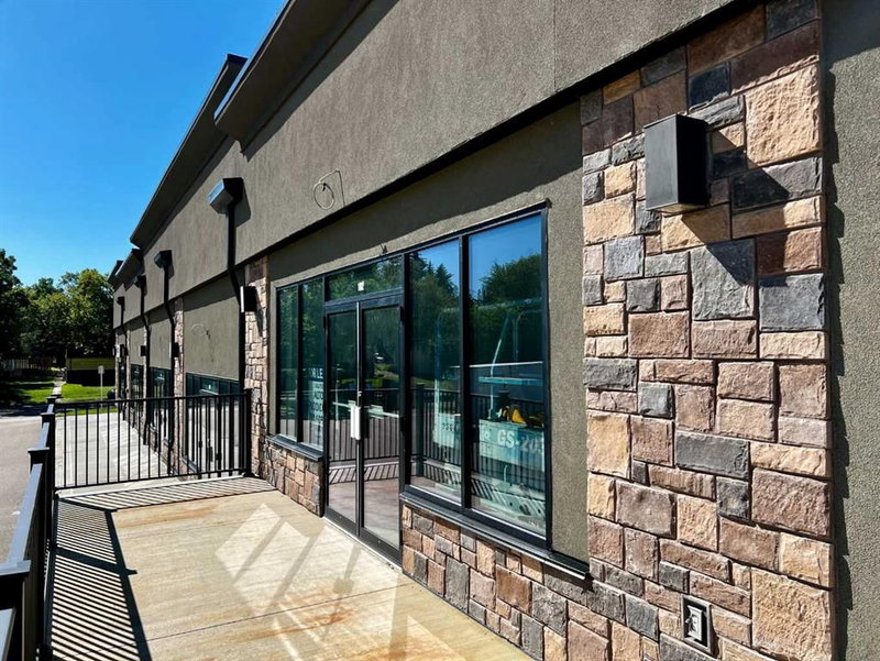 102 - 5703 48 Avenue, Camrose, T4V0J9 | Image 3