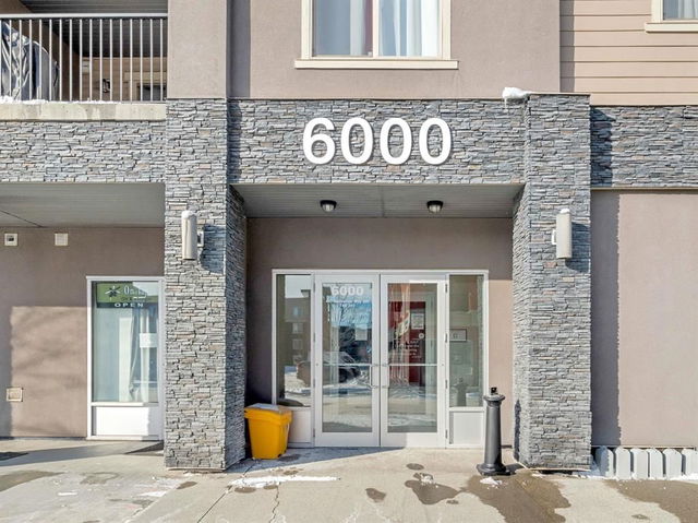 6411 - 403 Mackenzie Way