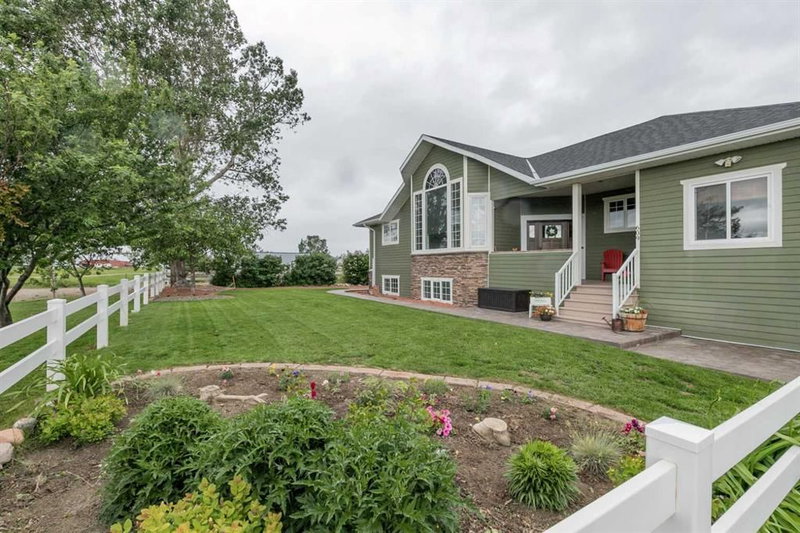 609 7 Avenue, Stirling, T0K 2E0 | Image 2