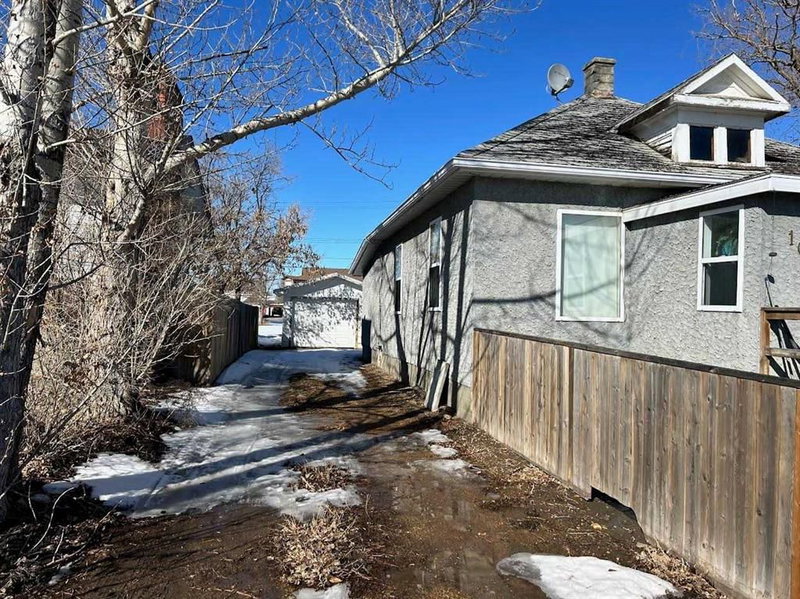 108 1 Avenue E, Hanna, T0J 1P0 | Image 2