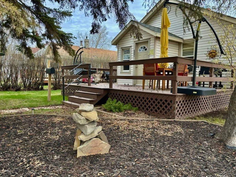 4901 45 Street, Camrose, T4V 1E3 | Image 3