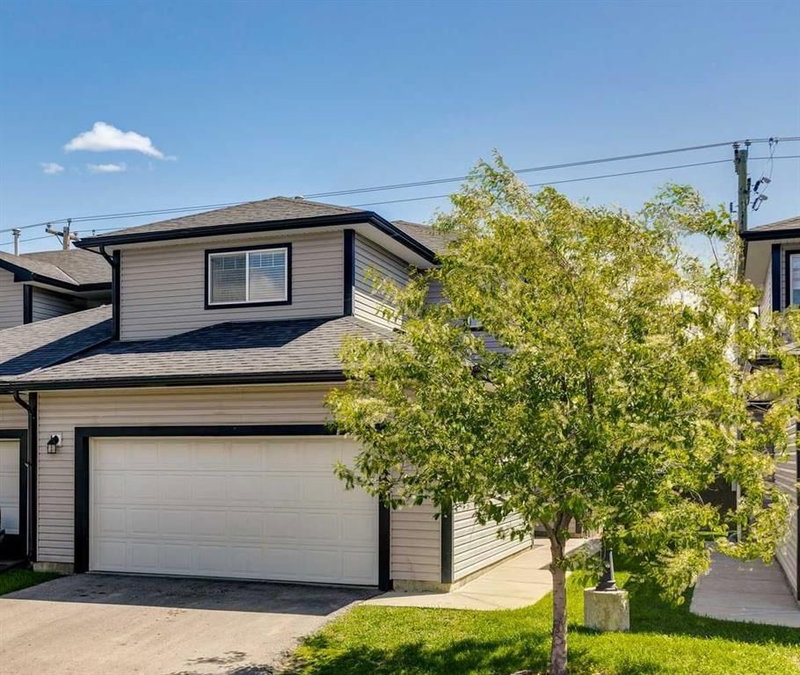 15 - 102 Canoe Square SW, Airdrie, T4B 2Z1 | Image 2