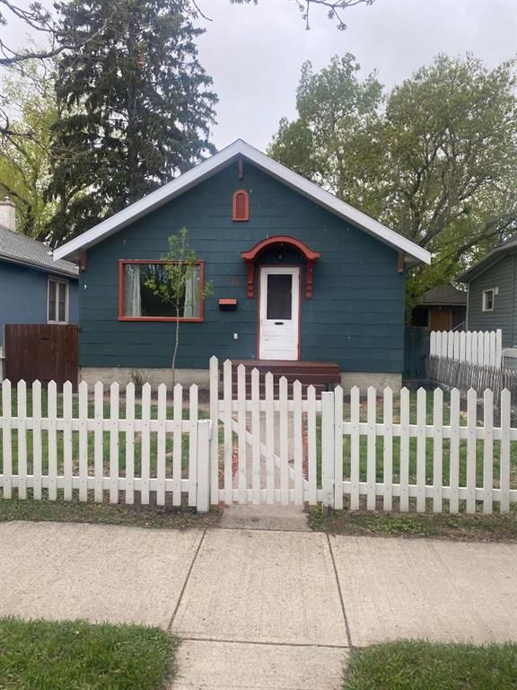 1321 10 Avenue SE, Calgary, T2G 9W8 | Image 2