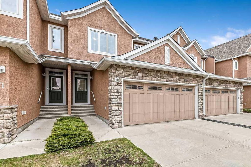 73 Cranleigh Heath SE, Calgary, T3M 0E5 | Image 2