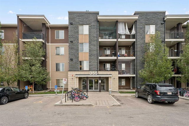 427 - 355 Taralake Way