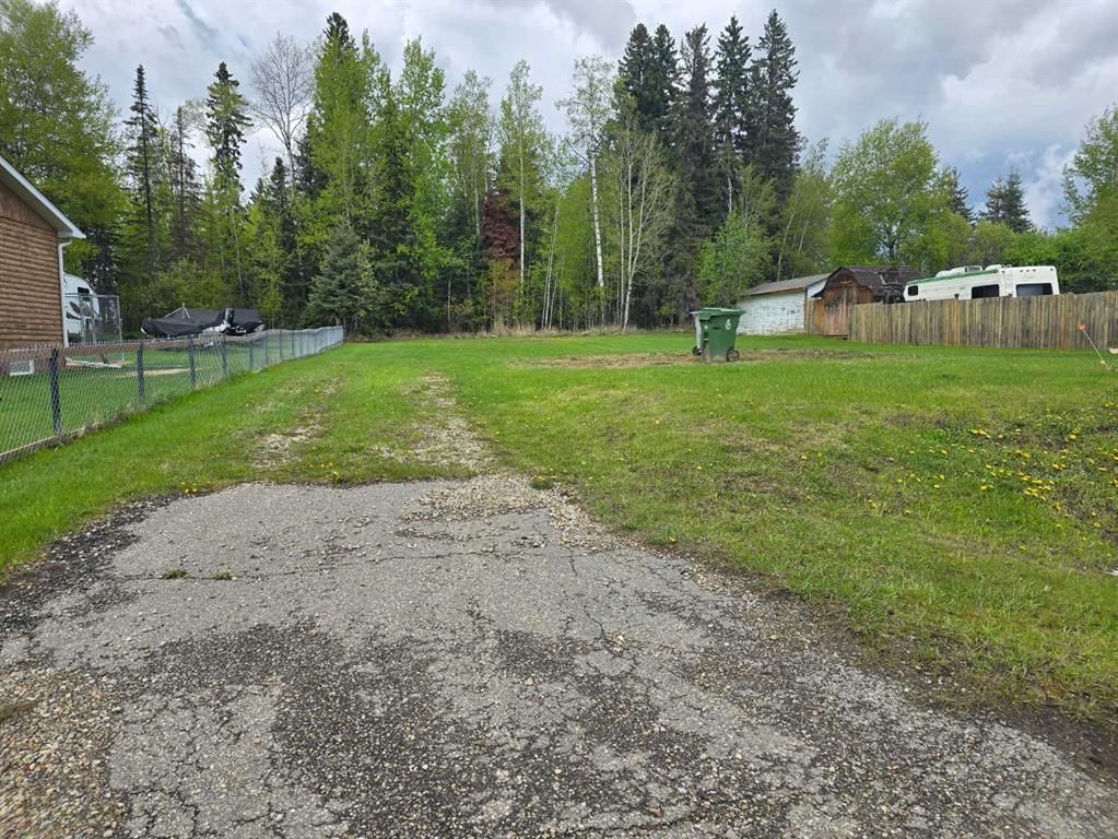 Listing Image 0