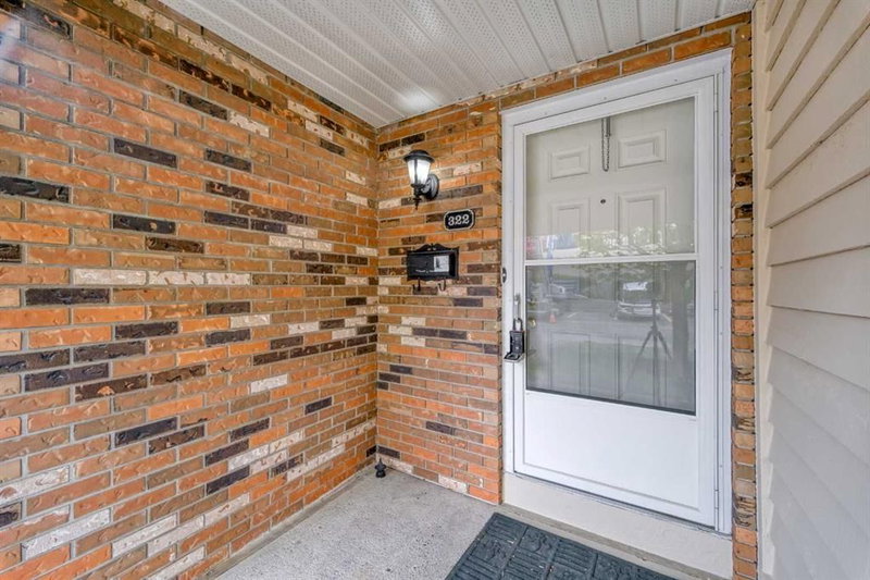 322 Point Mckay Gardens NW, Calgary, T3B 4V8 | Image 2