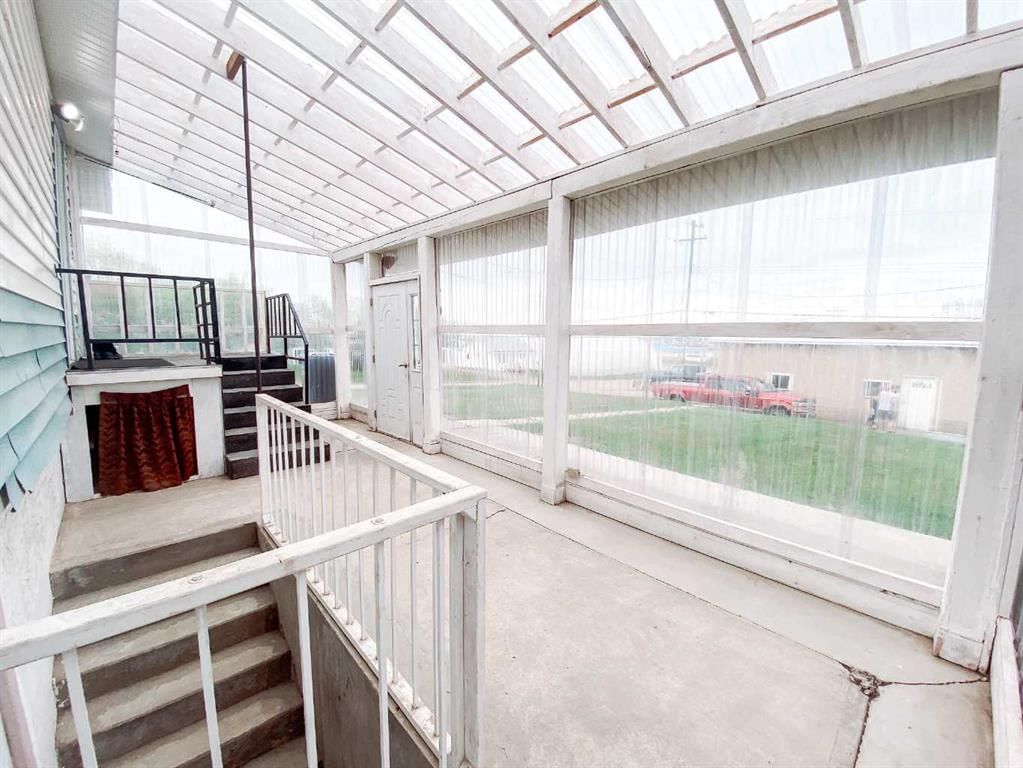 Listing Image 10