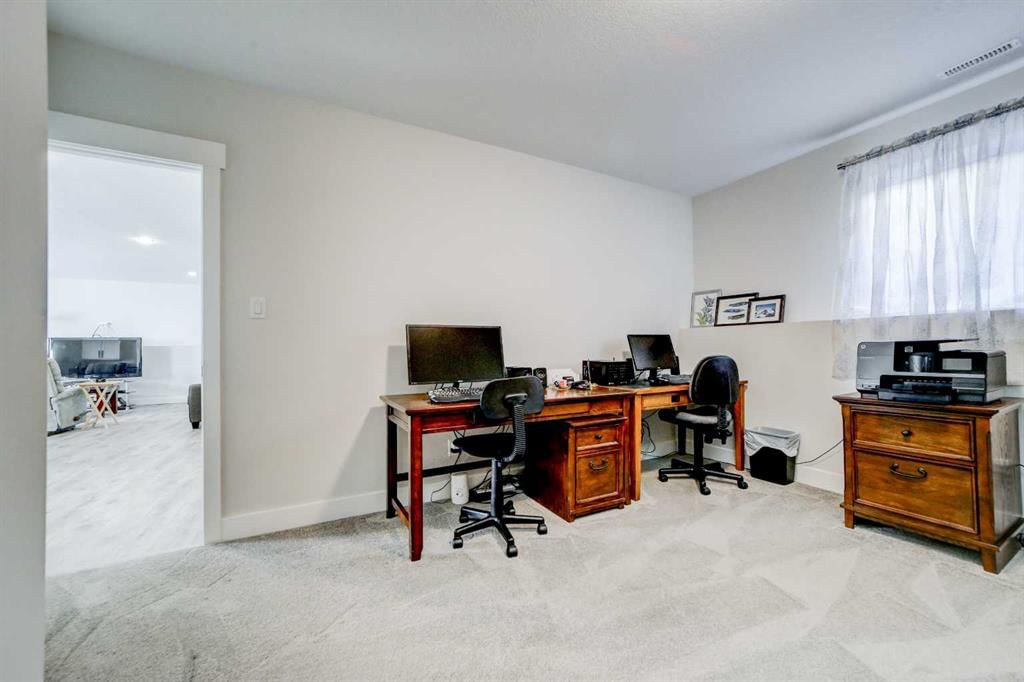 Listing Image 37