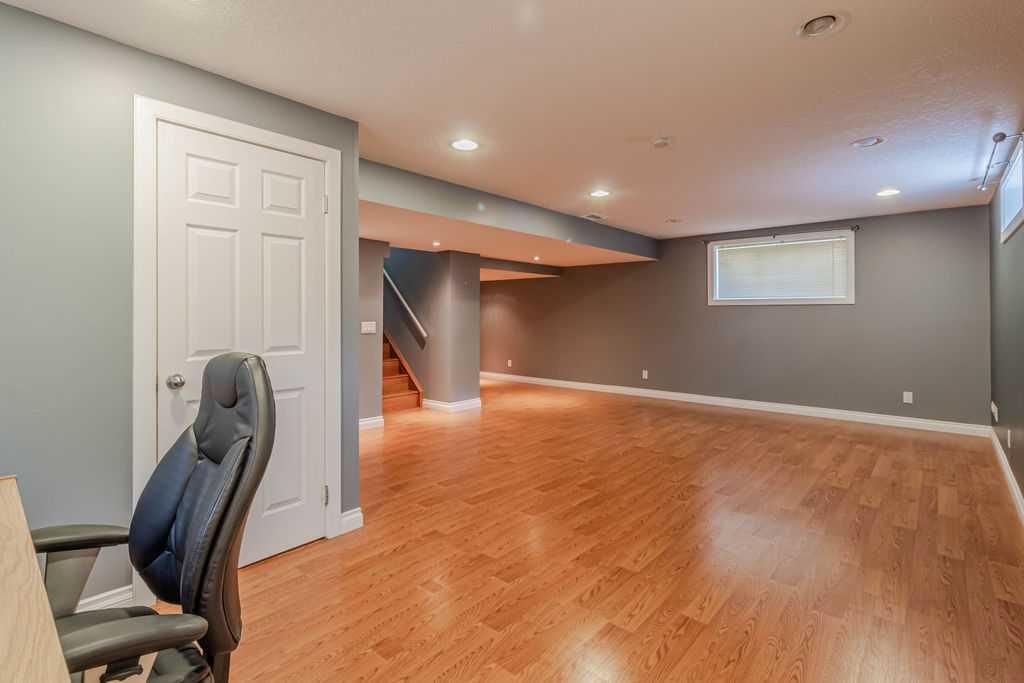 Listing Image 41
