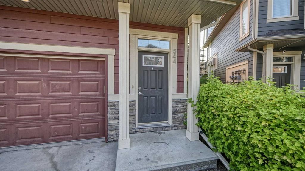 Listing Image 5