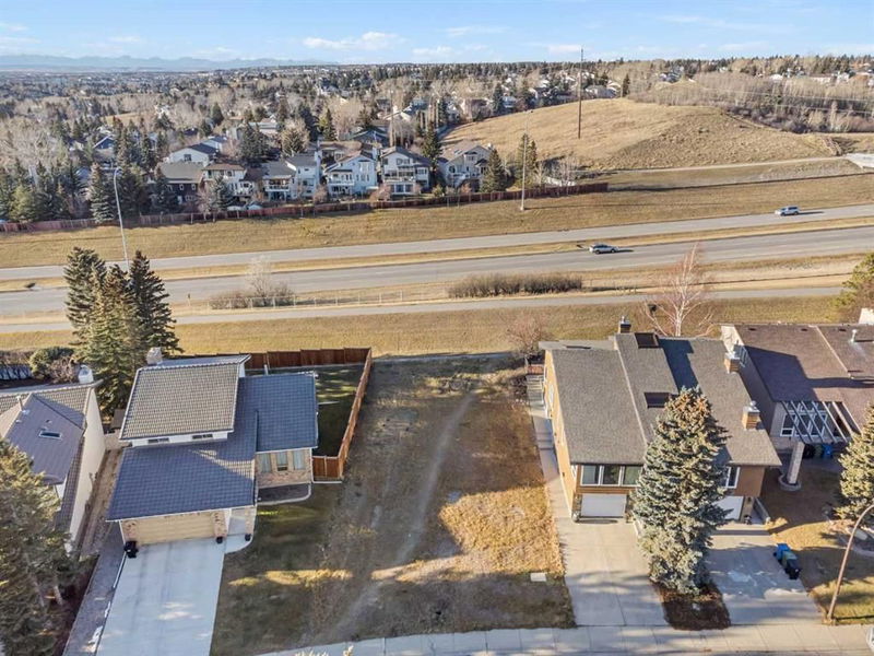 160 Edgehill Close NW, Calgary, Alberta (MLS A2142388)