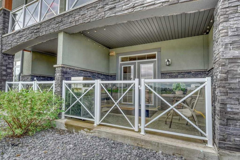 111 - 1005B Westmount Drive, Strathmore, T1P 0C3 | Image 3