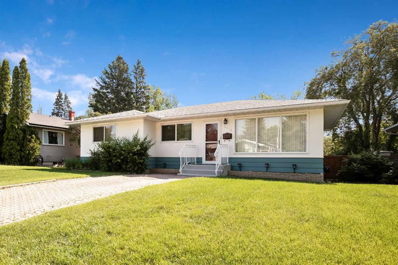 8616 7 Street SW, Calgary, T2V 1G9 | Image 2