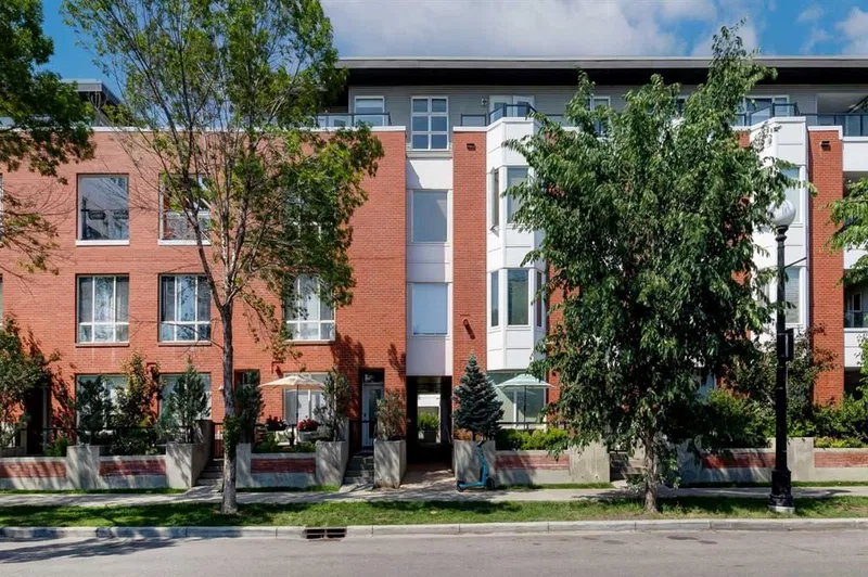 880 Centre Avenue NE #401, Calgary, Alberta (MLS A2149251)