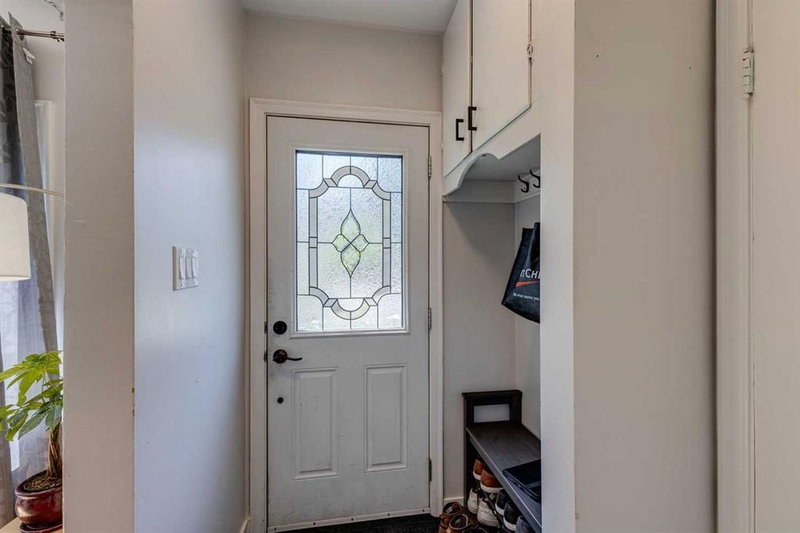 654 27 Avenue NW, Calgary, T2M 2J1 | Image 2