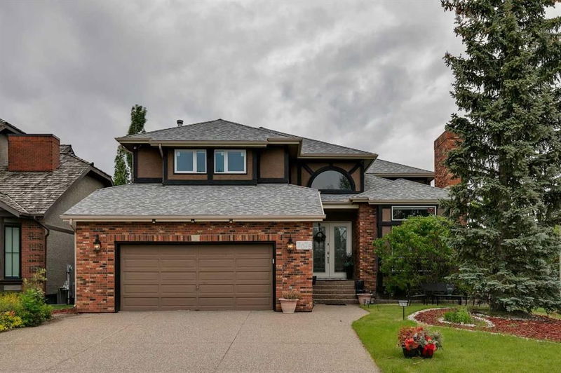 7075 Christie Briar Manor SW, Calgary, Alberta (MLS A2150892)