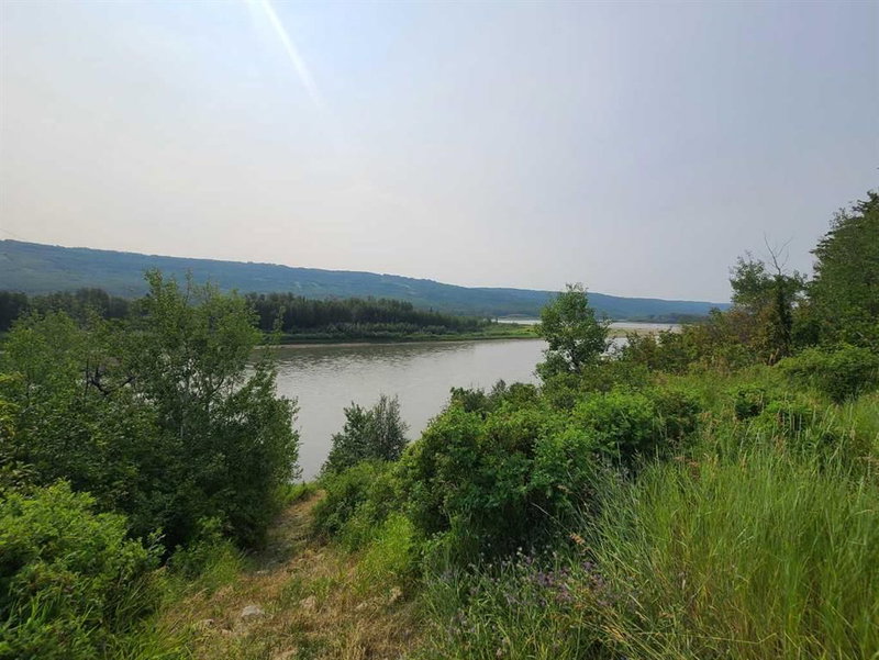 92 Street, Peace River, T8S 1R7 | Image 3