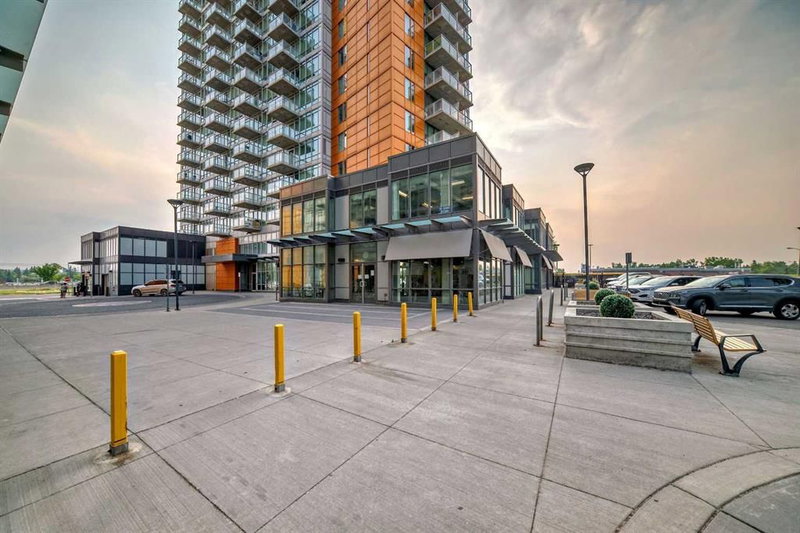 904 - 3830 Brentwood Road NW, Calgary, T2L 2L8 | Image 2