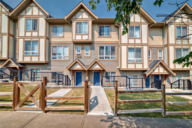 940 Sherwood Boulevard NW, Calgary, Alberta (MLS A2152134)