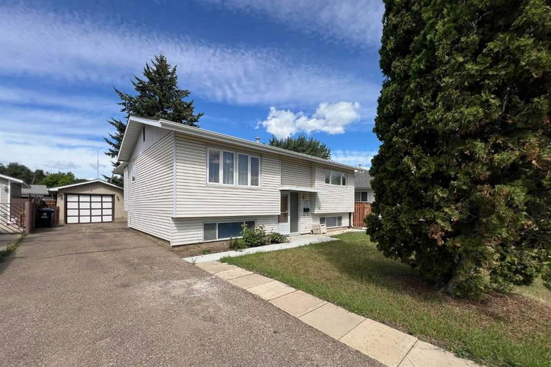 20 Centennial Drive, Fort McMurray, Alberta (MLS A2154639)