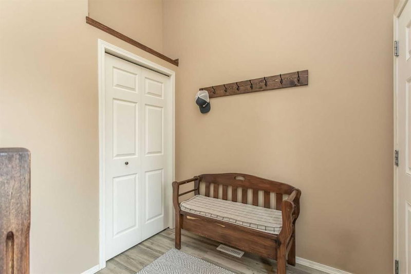 60 Garden Road, Lacombe, T4L 2P1 | Image 3