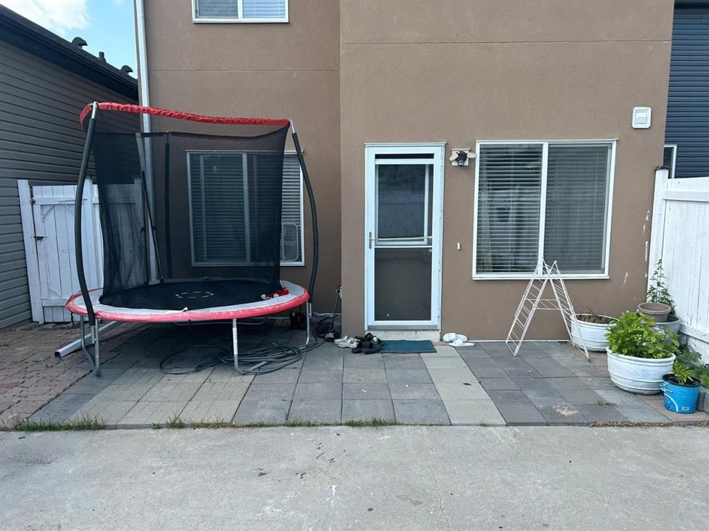 Listing Image 47