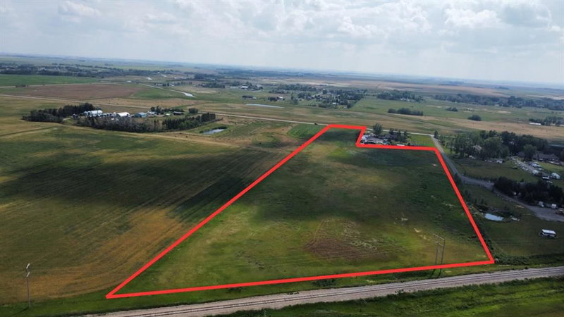 280132 TOWNSHIP ROAD 240, Chestermere, T1K 0K5 | Image 2