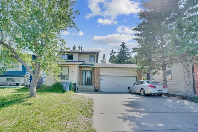 4 Castlefall Grove NE, Calgary, Alberta (MLS A2156465)